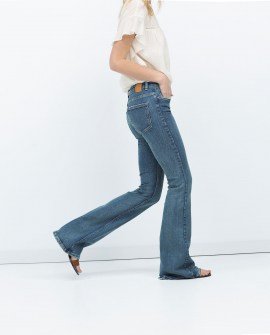 Flared jeans_4.jpg